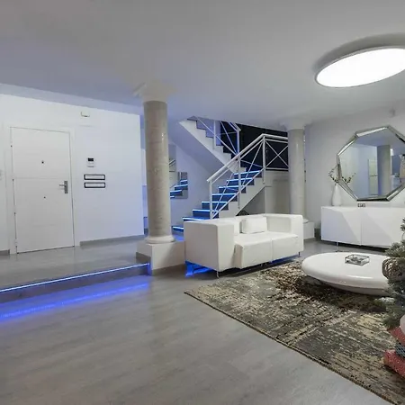 Hotel X Uvarovita 4*
