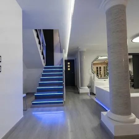 Hotel X Uvarovita Alicante